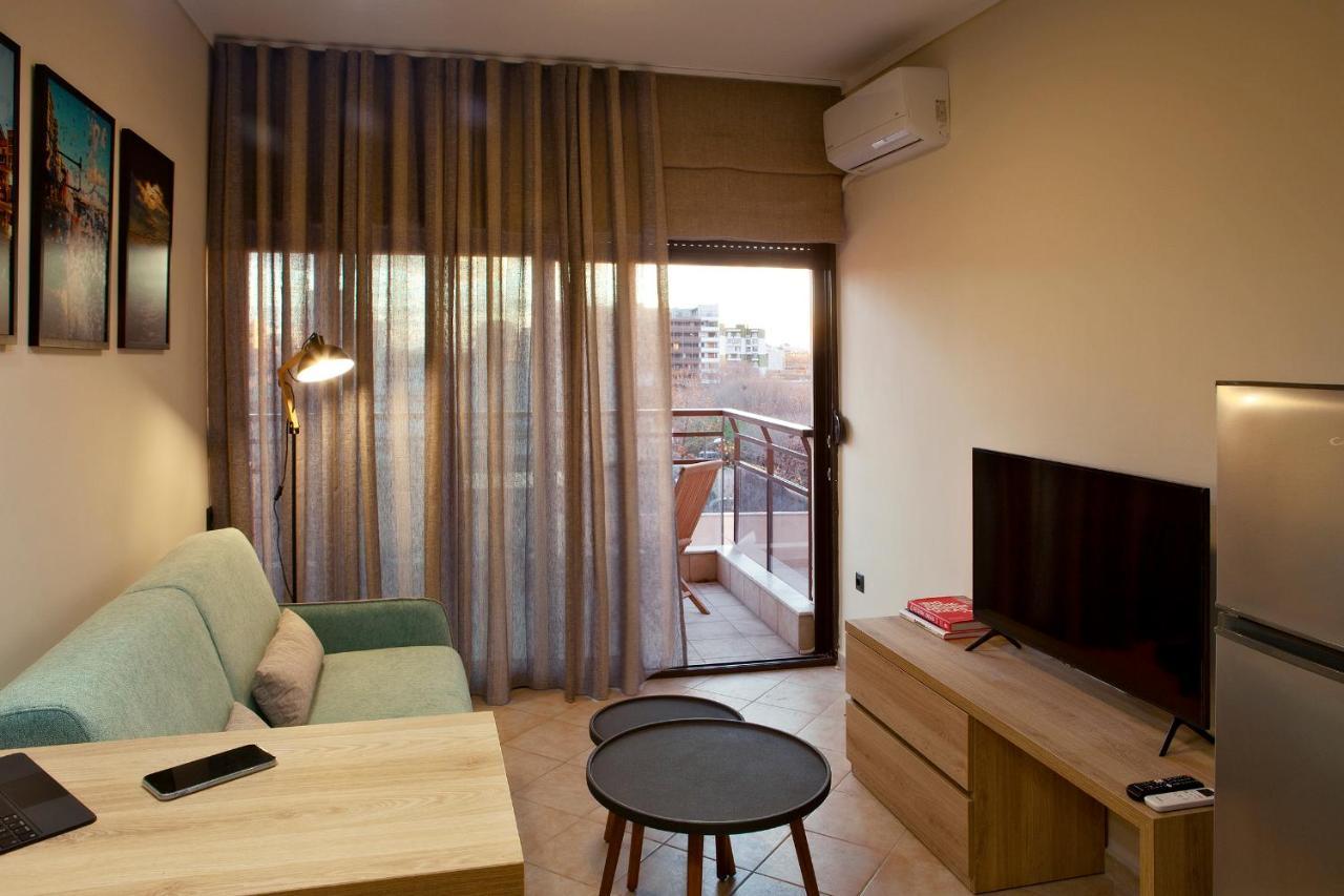 Designer Apartments Close To The Center + Free Parking Thessaloníki Exteriör bild